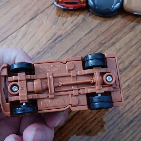 Mattel/Disney Cars  - Picture 2 of 7